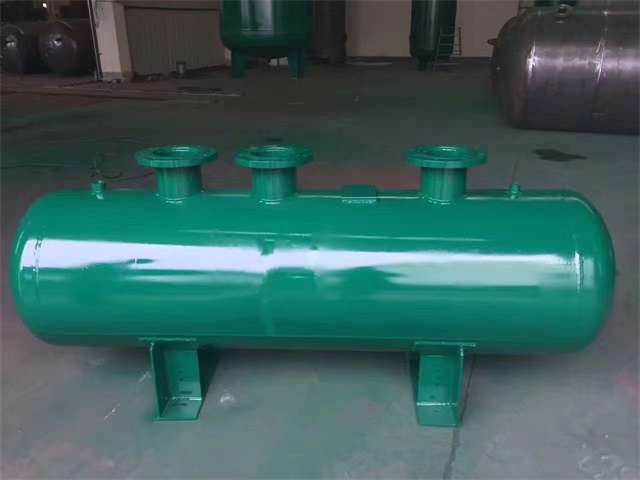 万年万年万年蒸汽分气缸
